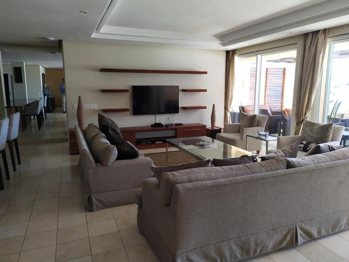 Unique 3 Bedroom In V A Waterfront 开普敦 外观 照片